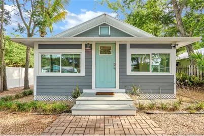 542 SW Halpatiokee Street, Stuart, FL 34994 - Photo 2