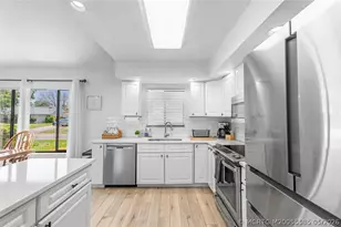 1616 20th St SW, Vero Beach, FL 32962 - Photo 12