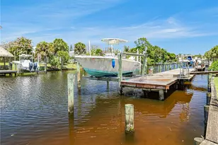 841 SW Catalina St, Palm City, FL 34990 - Photo 48