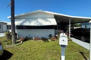 6078 Seashore Dr, Lantana, FL 33462 - Photo 1