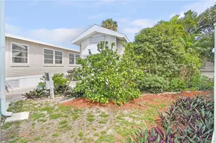 10725 S Ocean Dr, Jensen Beach, FL 34957 - Photo 30