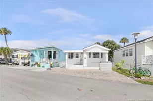 10725 S Ocean Dr, Jensen Beach, FL 34957 - Photo 2