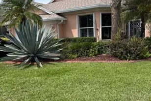 581 NW Montevina Dr, Port Saint Lucie, FL 34986 - Photo 2