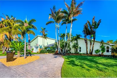 4942 SE Bayshore Terrace, Stuart, FL 34997 - Photo 2