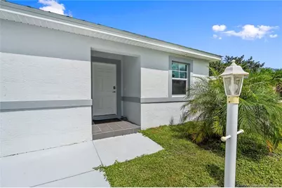 4 La Paloma Lane, Port Saint Lucie, FL 34952 - Photo 4