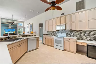 2671 SW Glenmoor Way, Palm City, FL 34990 - Photo 20