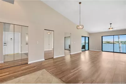 3206 S Lakeview Circle #1203, Fort Pierce, FL 34949 - Photo 4
