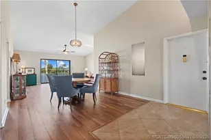 3206 S Lakeview Cir, Fort Pierce, FL 34949 - Photo 8