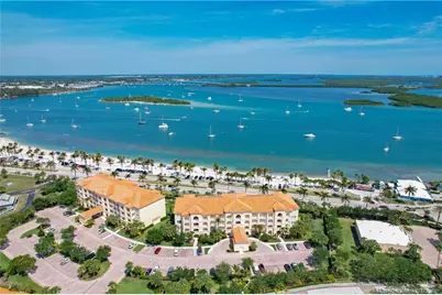 36 Harbour Isle Drive W #PH 02, Fort Pierce, FL 34949 - Photo 2