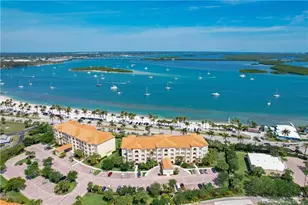 36 Harbour Isle Dr W, Fort Pierce, FL 34949 - Photo 2