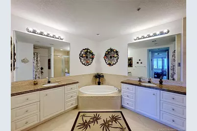36 Harbour Isle Drive W #PH 02, Fort Pierce, FL 34949 - Photo 8