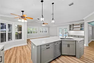 2671 NE Pinecrest Lakes Blvd, Jensen Beach, FL 34957 - Photo 16