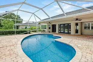 2671 NE Pinecrest Lakes Blvd, Jensen Beach, FL 34957 - Photo 36