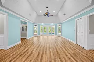 2671 NE Pinecrest Lakes Blvd, Jensen Beach, FL 34957 - Photo 6
