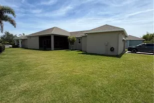 10395 SW Landry Ln SW, Port Saint Lucie, FL 34987 - Photo 8