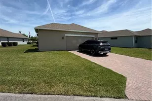 10395 SW Landry Ln SW, Port Saint Lucie, FL 34987 - Photo 6