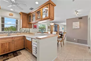 2600 SE Ocean Blvd, Stuart, FL 34996 - Photo 2