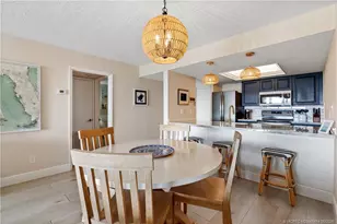 379 NE Tradewind Ln, Stuart, FL 34996 - Photo 4