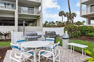 379 NE Tradewind Ln, Stuart, FL 34996 - Photo 30