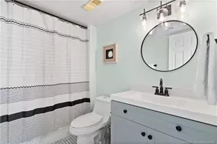 379 NE Tradewind Ln, Stuart, FL 34996 - Photo 20