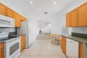 9811 SW Glenbrook Dr, Port Saint Lucie, FL 34987 - Photo 10