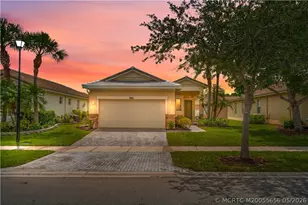 9811 SW Glenbrook Dr, Port Saint Lucie, FL 34987 - Photo 2