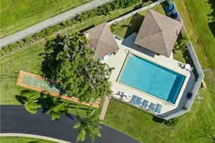 102 SE Crestwood Cir, Stuart, FL 34997 - Photo 8
