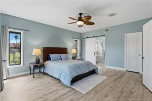 102 SE Crestwood Cir, Stuart, FL 34997 - Photo 24