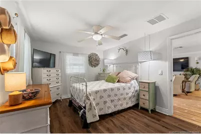 1466 NE Silver Maple Way, Jensen Beach, FL 34957 - Photo 24