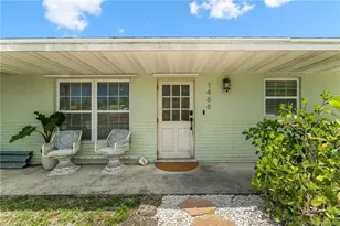 1466 NE Silver Maple Way, Jensen Beach, FL 34957 - Photo 2