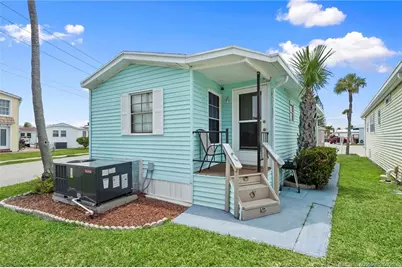 692 Nettles Boulevard, Jensen Beach, FL 34957 - Photo 18
