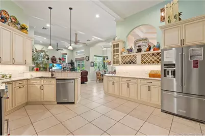 4220 SE Rainbows End, Stuart, FL 34997 - Photo 12