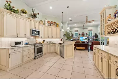 4220 SE Rainbows End, Stuart, FL 34997 - Photo 16