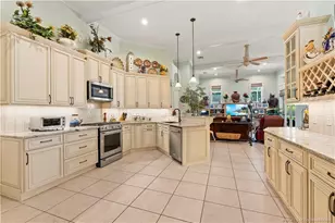 4220 SE Rainbows End, Stuart, FL 34997 - Photo 16