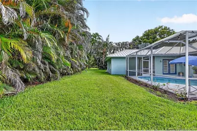 671 SE Pin Oak Terrace, Stuart, FL 34997 - Photo 52