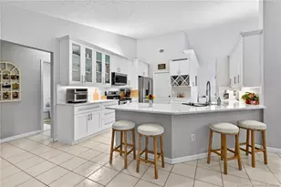 671 SE Pin Oak Terrace, Stuart, FL 34997 - Photo 16