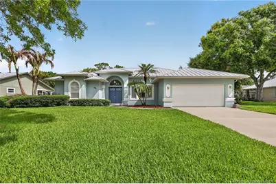671 SE Pin Oak Terrace, Stuart, FL 34997 - Photo 1