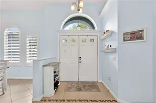 671 SE Pin Oak Terrace, Stuart, FL 34997 - Photo 8