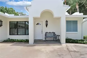 21 Emarita Way, Sewalls Point, FL 34996 - Photo 2
