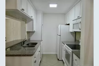 2506 SE Anchorage Cove #G-1, Port Saint Lucie, FL 34952 - Photo 12