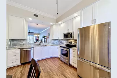 13 Harbour Isle Drive W #305, Fort Pierce, FL 34949 - Photo 10