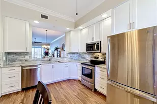 13 Harbour Isle Dr W, Fort Pierce, FL 34949 - Photo 10