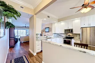 13 Harbour Isle Dr W, Fort Pierce, FL 34949 - Photo 8