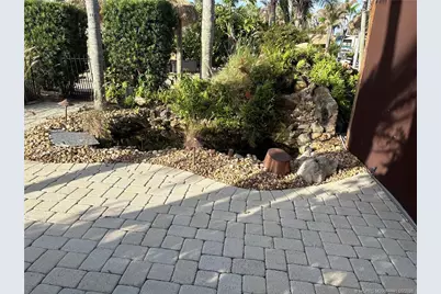 350 NW Foursome Lane, Port Saint Lucie, FL 34986 - Photo 8