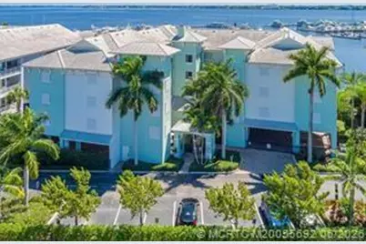 815 NW Flagler Avenue #302, Stuart, FL 34994 - Photo 4