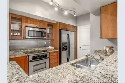 815 NW Flagler Avenue #302, Stuart, FL 34994 - Photo 8