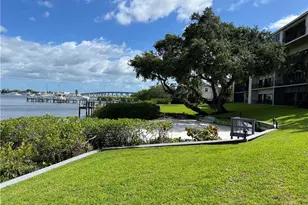 624 SW St Lucie Crescent, Stuart, FL 34994 - Photo 20