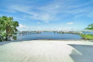 624 SW St Lucie Crescent, Stuart, FL 34994 - Photo 6
