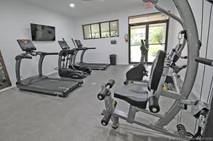 121 SW South River Dr, Stuart, FL 34997 - Photo 28