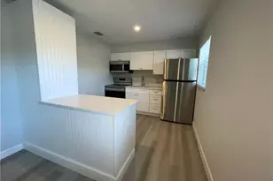 661 Hernando St, Fort Pierce, FL 34949 - Photo 2